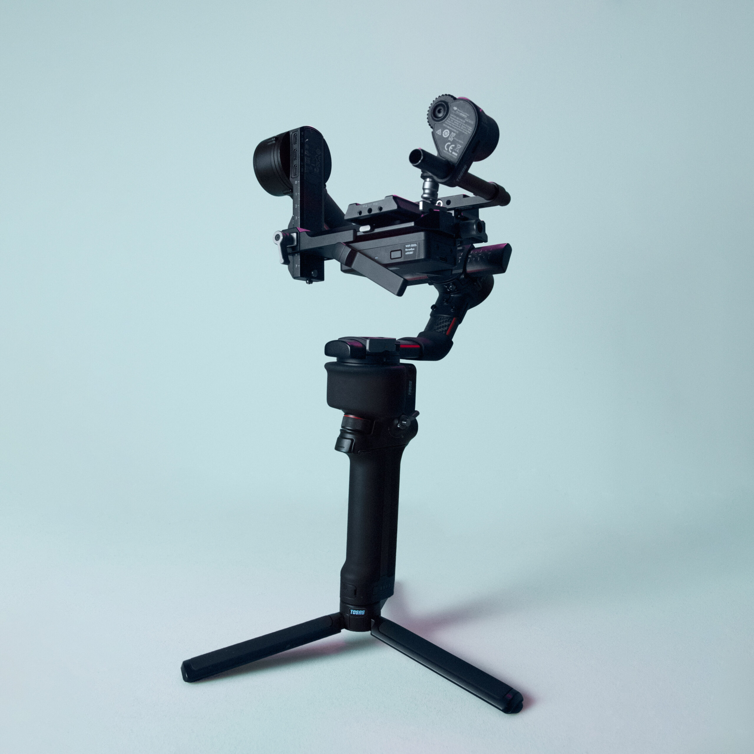 DJI Ronin RS2 PRO COMBO ジンバル DJI RS 2 PRO COMBO | カメラ用スタビライザー DJI RS 2 PRO